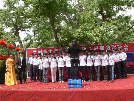 春光妖冶 踏青抒情 拉斯维加斯游戏3499集团组织员工春游什川